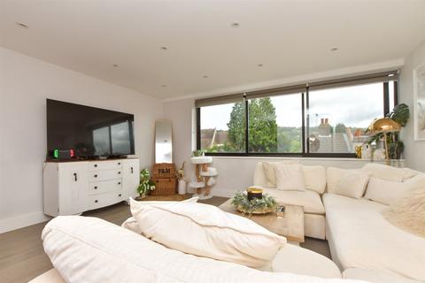 1 bedroom apartment for sale, Warren Road, Reigate, Surrey