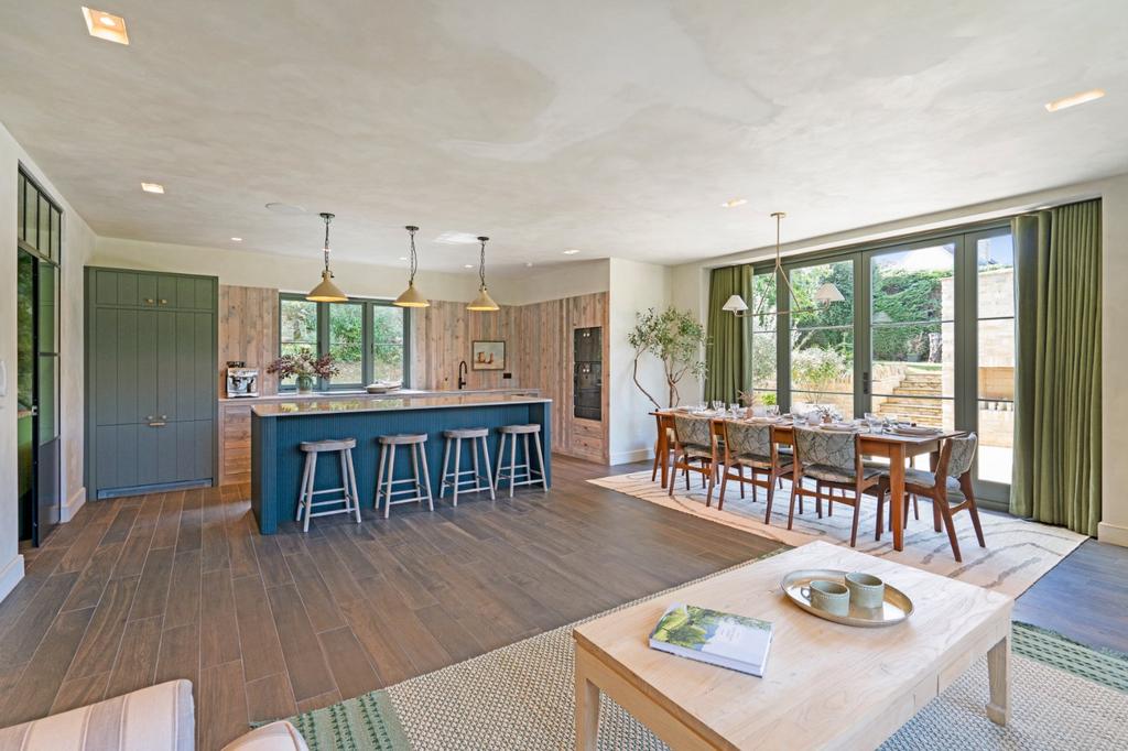 Kitchen/Dining