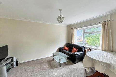 8 Cedar Close, Oldland Common, Bristol, BS30 9PY
