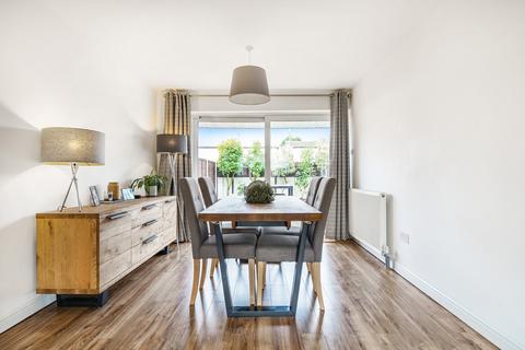 69 Deerhurst, Yate, Bristol, BS37 4JP