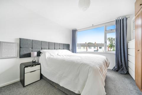 69 Deerhurst, Yate, Bristol, BS37 4JP