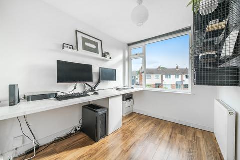 69 Deerhurst, Yate, Bristol, BS37 4JP