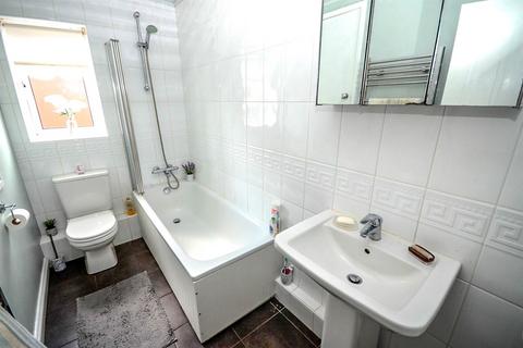 30 Crossfield Park, Felling, Gateshead, NE10 9SA