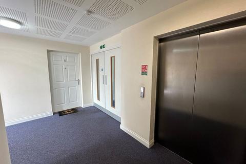 2 bedroom apartment for sale, Silverlace Avenue, Manchester, M11 1GP