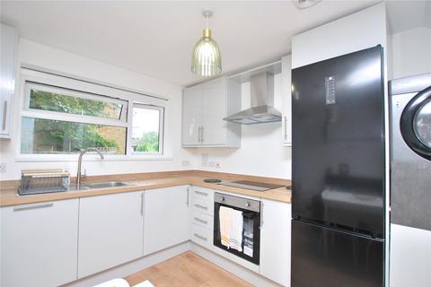 4 bedroom end of terrace house to rent, Guildford Park Avenue, Guildford, Surrey, GU2