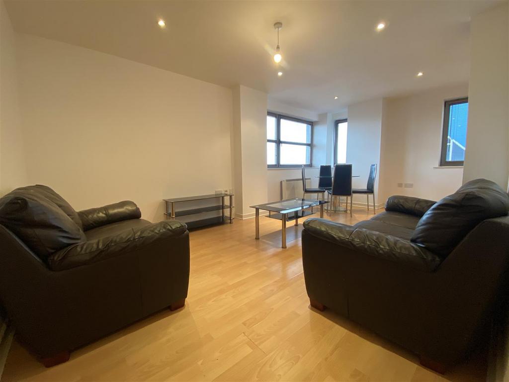 Livingroom.jpeg