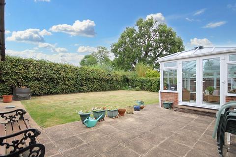 3 bedroom detached bungalow for sale, STONEHILL CLOSE, BOOKHAM, KT23