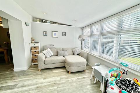 52 Cae Tyddyn, Llanrwst, LL26 0BN