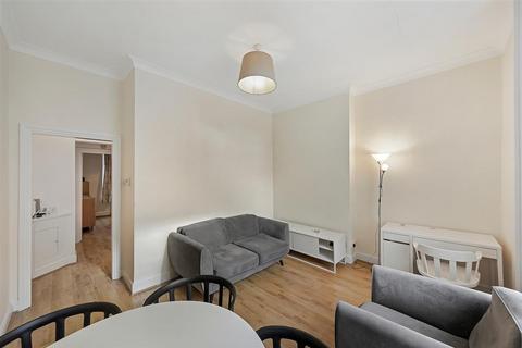 1 bedroom flat for sale, St. George's Drive, SW1V