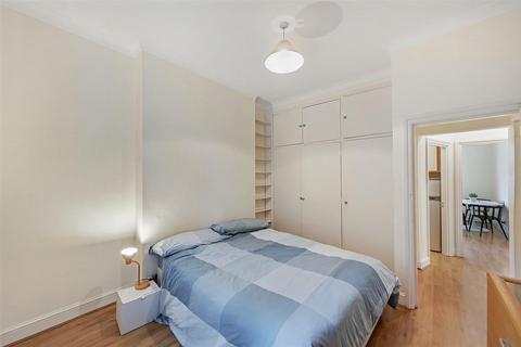 1 bedroom flat for sale, St. George's Drive, SW1V