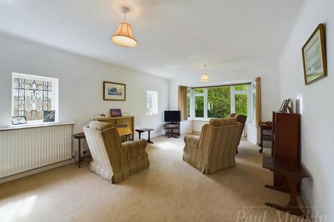 25 Arkwright Road, South Croydon, CR2 0LN