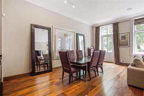 2 bedroom apartment for sale, Lennox Gardens, Knightsbridge SW1X