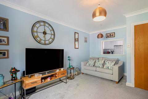 2 bedroom flat for sale, Main Street, York YO10