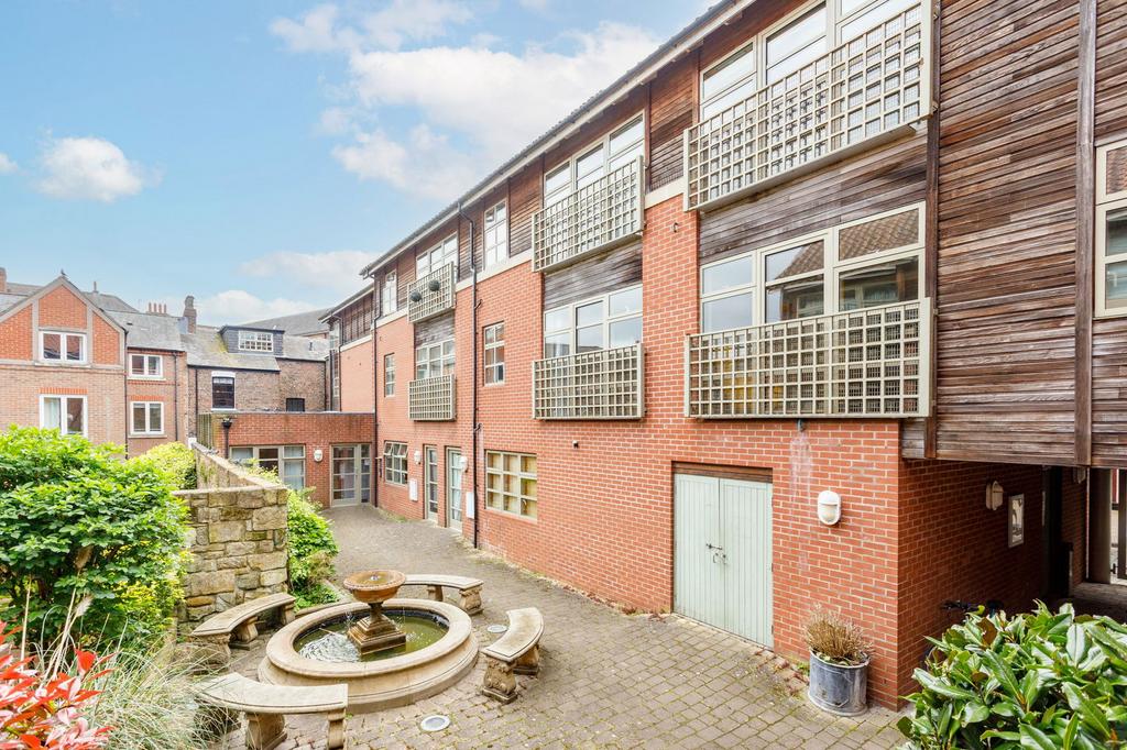 St. Martins Lane, York YO1 1 bed apartment for sale £200,000