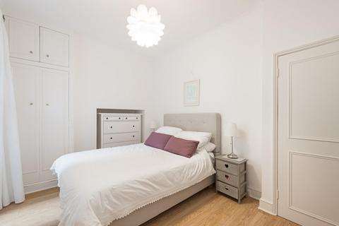 2 bedroom flat for sale, Westgate Terrace, London, SW10