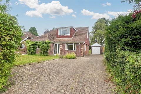 4 bedroom detached bungalow for sale, Hiltingbury