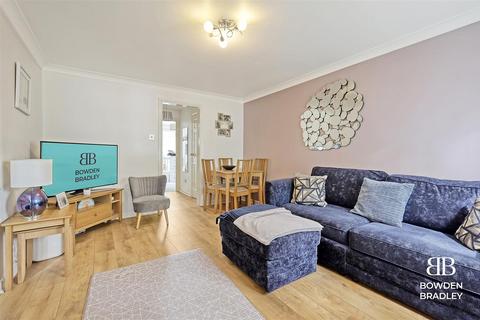 10 Bryony Close, Loughton, IG10 3PG