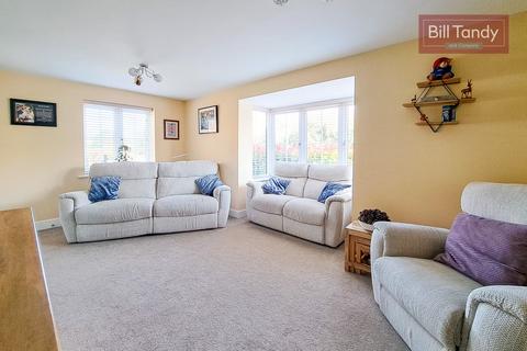 1 Teal Road, Streethay, Lichfield, WS13 8GJ