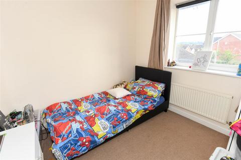 25 Gibbs Leaze, Hilperton, Trowbridge, BA14 7QN