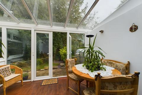 16 Hickley Gardens, Brockworth, Gloucester, GL3 4QS