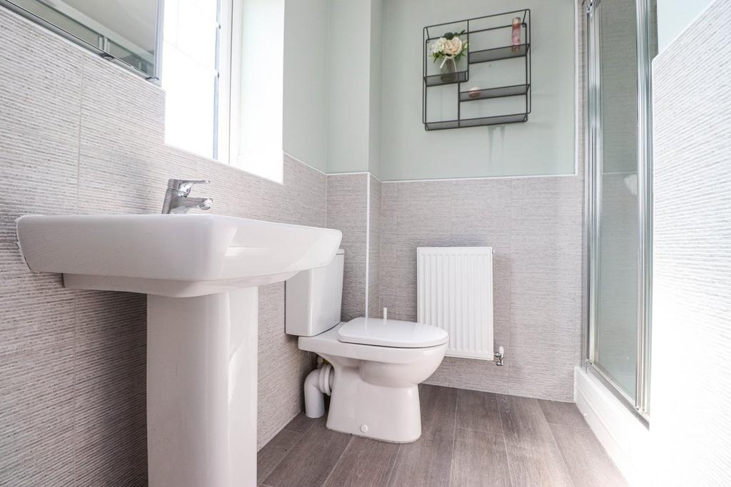 En-suite Shower Room 1