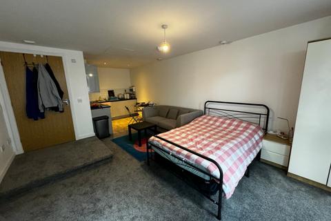 Studio to rent, Skinner Lane, Leeds, West Yorkshire, LS7