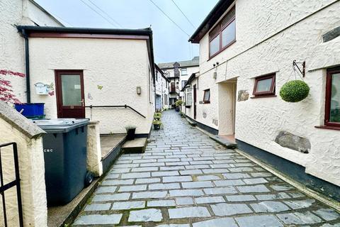 Shop for sale, Gate Mews, Ancaster Square, Llanrwst