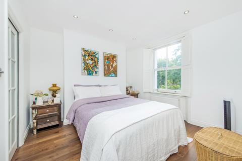 2 bedroom flat to rent, Blenheim Terrace London NW8