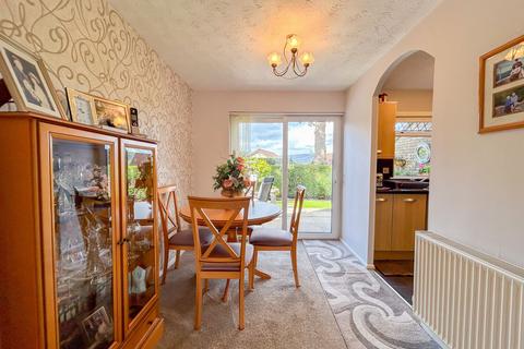 11 Chester Close, New Inn, Pontypool, NP4 0LT
