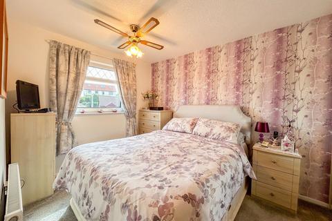 11 Chester Close, New Inn, Pontypool, NP4 0LT