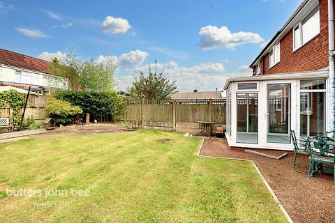 3 bedroom semi-detached house for sale, Bollin Avenue, Winsford