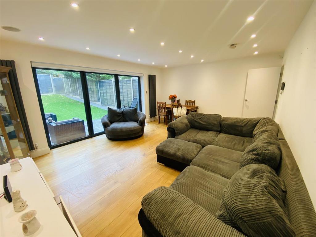 Reception Room: