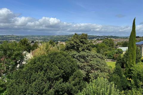 4 bedroom end of terrace house for sale, St. Luke's Road, Bath