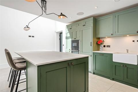 4 bedroom terraced house for sale, Calvin Street, London, E1