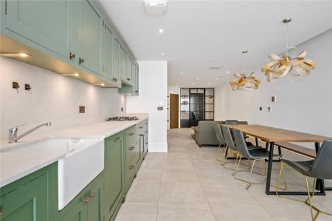 4 bedroom terraced house for sale, Calvin Street, London, E1