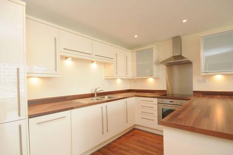 2 bedroom flat for sale, Drift Court, Docklands, London, E16