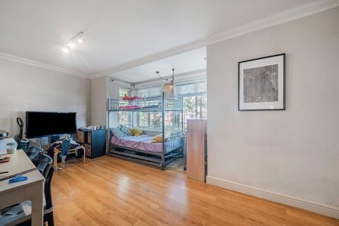 2 bedroom flat for sale, St Helens Road, Norbury, London, SW16