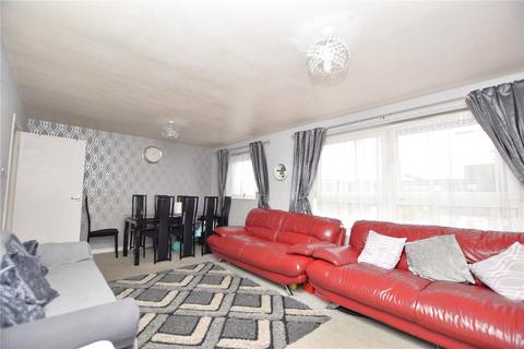 2 bedroom apartment for sale, Shepherds Close, Romford, RM6