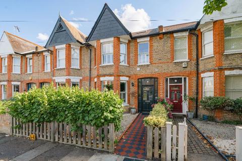 25 Ailsa Avenue, Twickenham, TW1 1NF