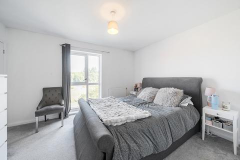 2 bedroom apartment for sale, Louisburg Avenue, Bordon, Hampshire, GU35