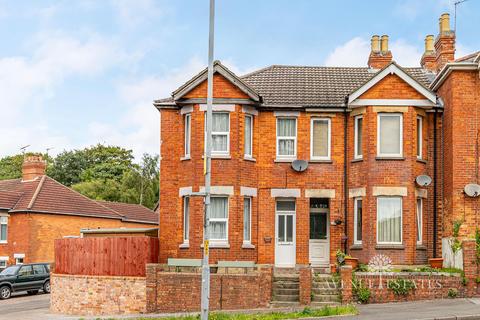 4 bedroom end of terrace house for sale, Bournemouth Road, Poole BH14