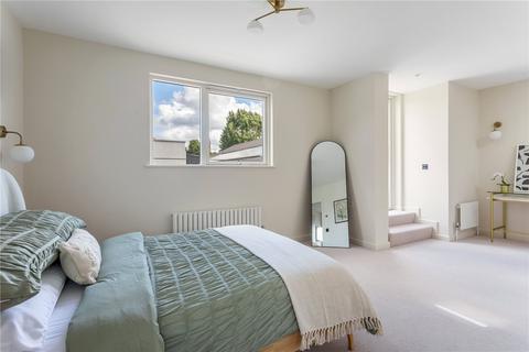 4 bedroom semi-detached house for sale, Rush Common Mews, London, Lambeth, SW2