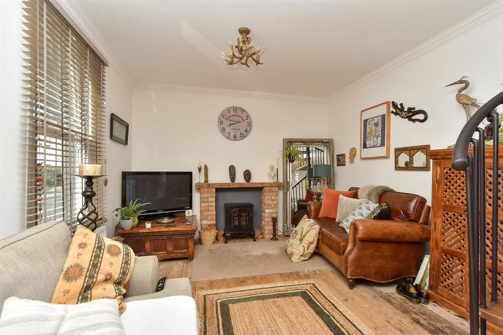 Kitchen/Living Area