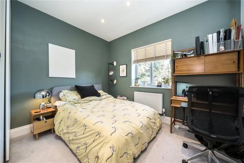 2 bedroom apartment for sale, Bramshot Avenue, London, SE7