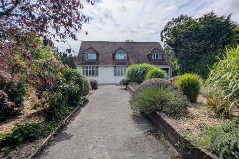 4 bedroom detached house for sale, SOUTHAMPTON HILL, TITCHFIELD