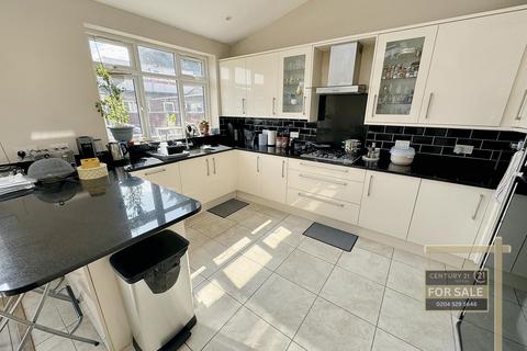 9 Eldon Avenue, Hounslow, TW5 0LX