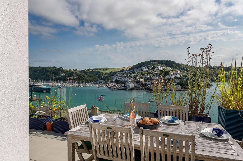 Pooks Hill, Dartmouth, Terrace 1