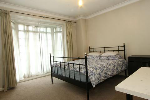 4 bedroom apartment to rent, Gloucester Place, London, NW1