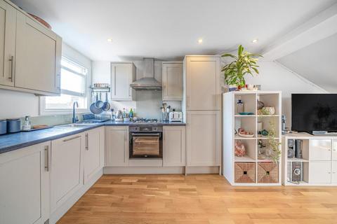 1 bedroom flat for sale, Kimberley Road, Clapham