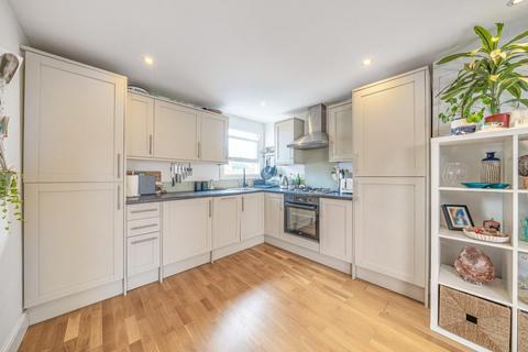 1 bedroom flat for sale, Kimberley Road, Clapham